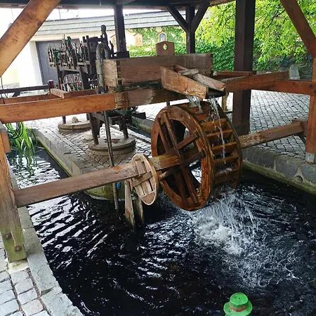 Usebu * Radnovice
